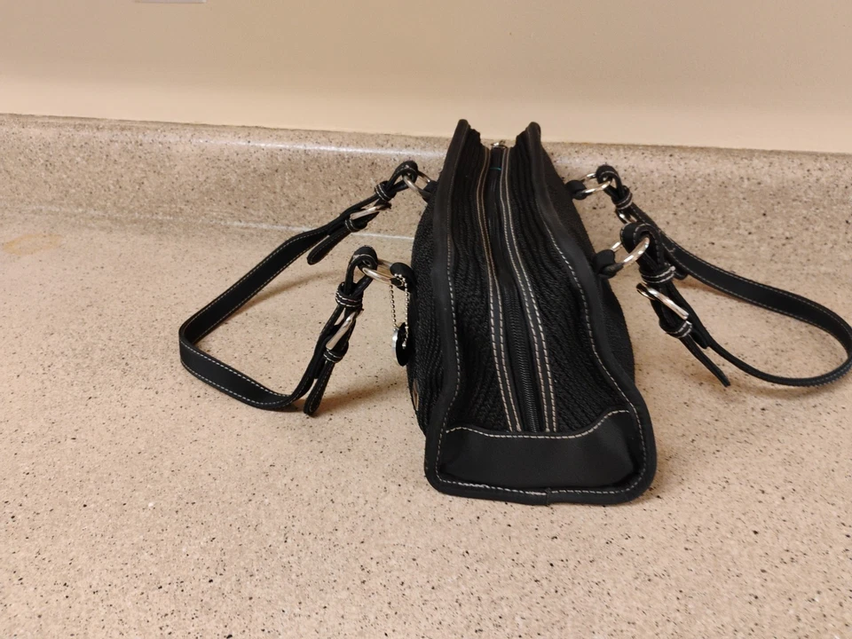 Bolso negro The Sak Baguette Foto 4 de 4