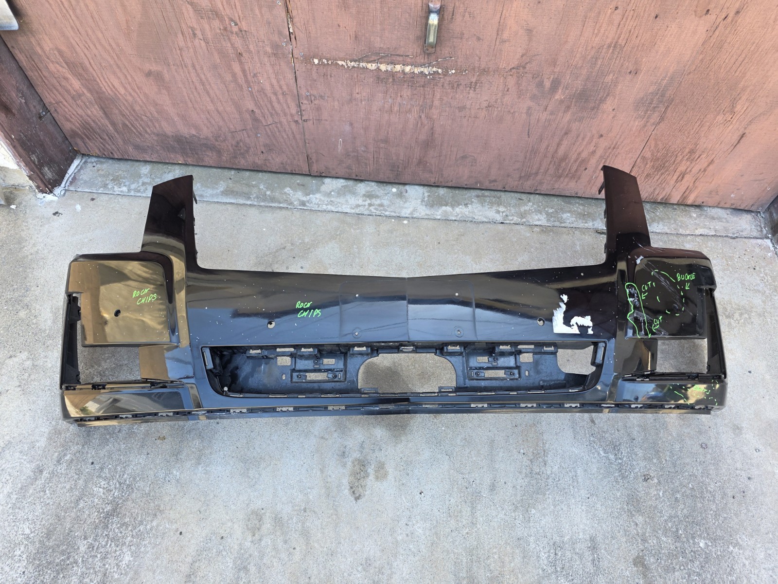 2015 2016 2017 2018 2019 2020 CADILLAC ESCALADE FRONT BUMPER OEM