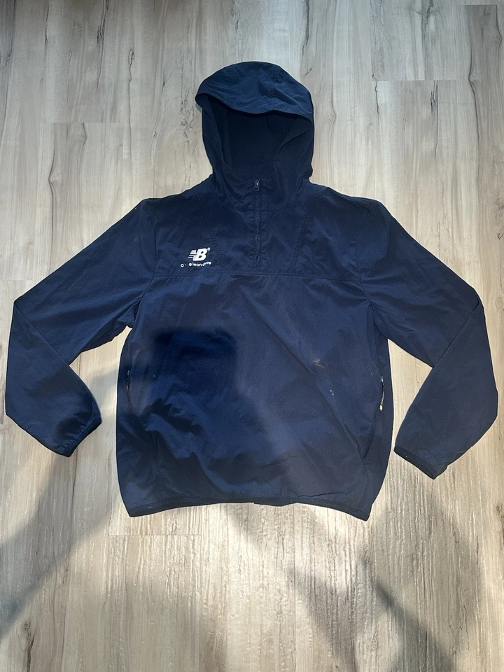 Chaqueta de lluvia para correr Aime Leon Dore New Balance Anorak azul marino grande Foto 2 de 4