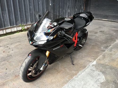 Ducati 1198 SP - Picture 2 of 10