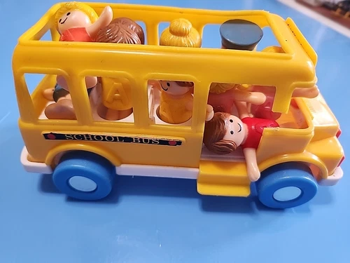 Vintage Arco Yellow School Bus With 8 People 6 Students 2 Police Figures