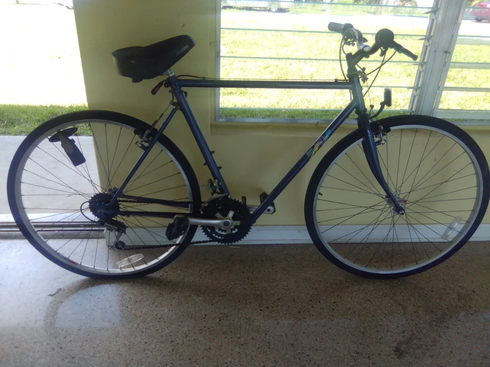 BICICLETA DE MONTAÑA Y CIUDAD BMW ACTIVE LINE PLEGABLE AZUL RARA.  BUENAS CONDICIONES. Foto 4 de 4