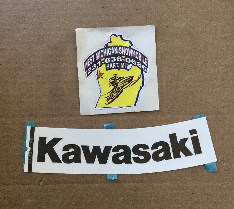 Kawasaki LH Fuel Tank Mark Decal P/N 56054-0700 NOS 2011 Ninja ZX