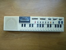 NEW BATTERY COVER 4REALISTIC CONCERTMATE 200 WHITE BAIGE NO ELECTRONIC KEYBOARD