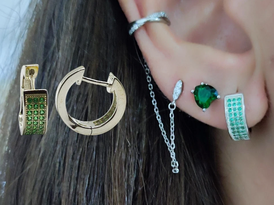 Orecchini Cerchio . orecchini uomo donna argento 925 con zirconi verde 14 mm - Immagine 3 di 4