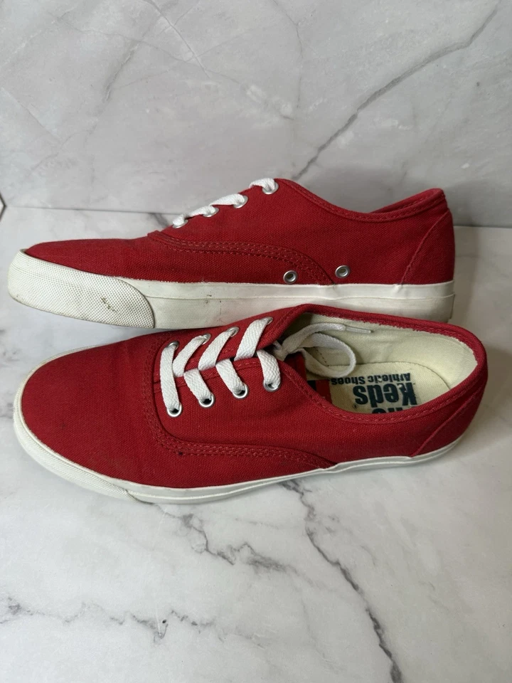 Zapatos Pro-Keds rojos talla 7,0 con cordones blancos Foto 2 de 4