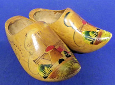 Pair of Vintage Dutch Wooden Clogs Hand Painted Made in Holland 1958 7" Long