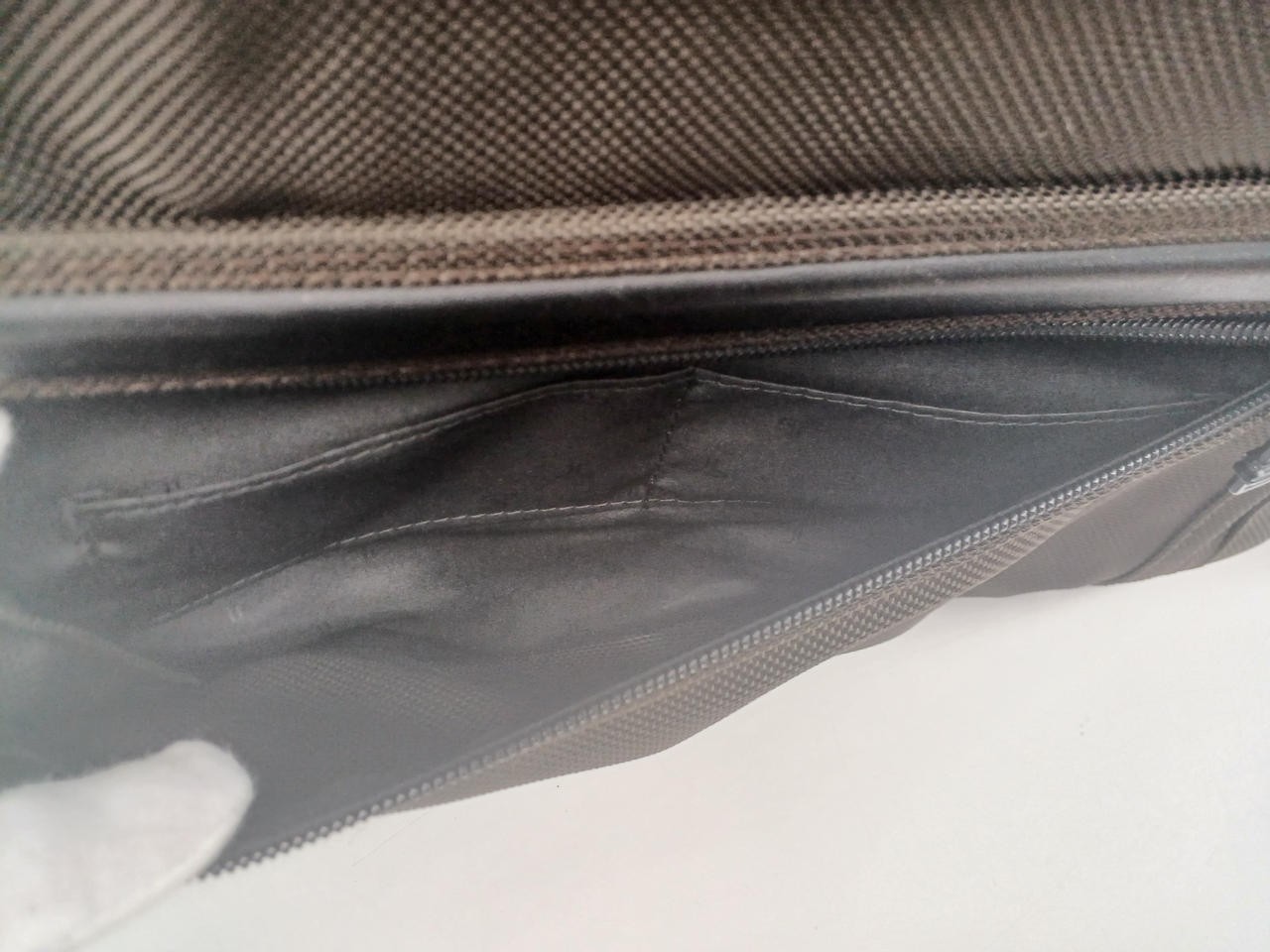 Compact Large Screen Computer Briefcase Model 261… - image 7