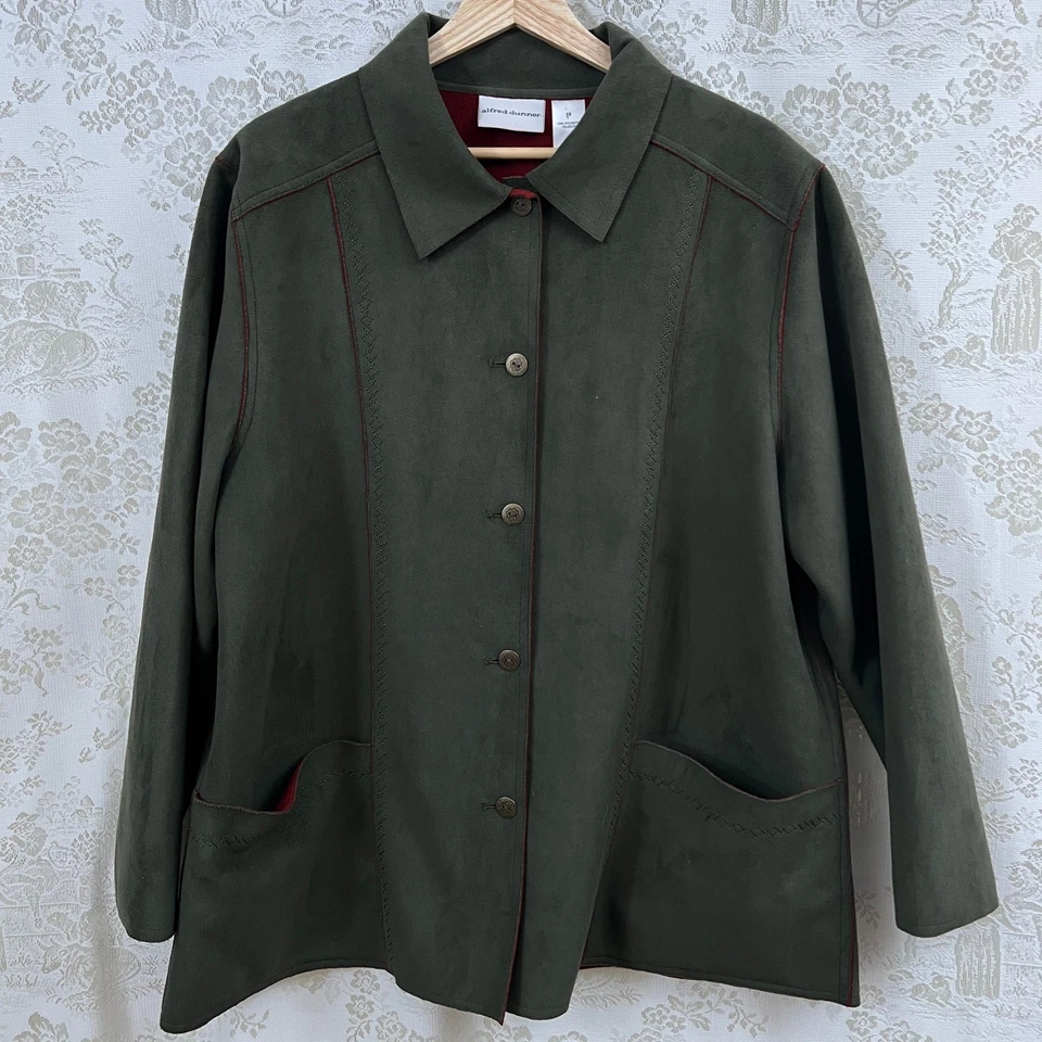 Alfred Dunner Jacket Green Faux Suede Forestcore Cottagecore Button Women's 16 - Image 2 of 4