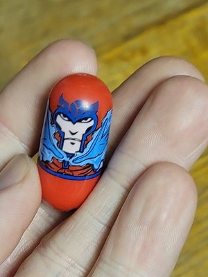 Magneto Mighty Beanz 2003 Moose Marvel Comics VTG Toy Xmen #34