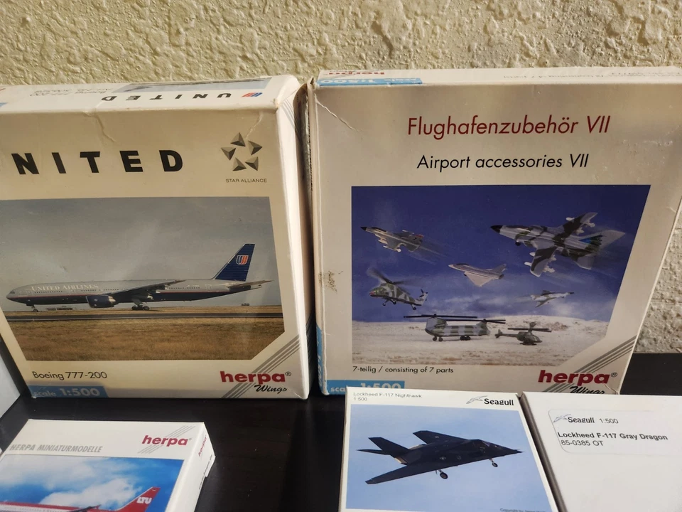 Lote De 55 Exhibición Modelo Die Cast De Aviones De Aeropuerto A Escala 1:500 Icónicos Muy Raro Foto 4 de 4