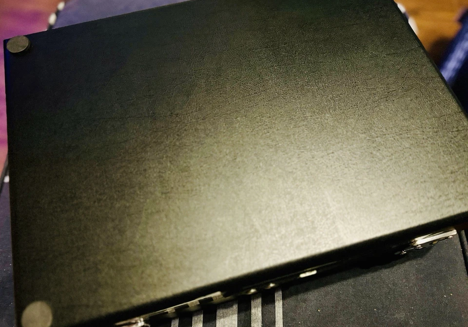 Numark PT01 Touring Portable Suitcase Turntable Rechargable w/ Built in Speakers - Image 4 of 4