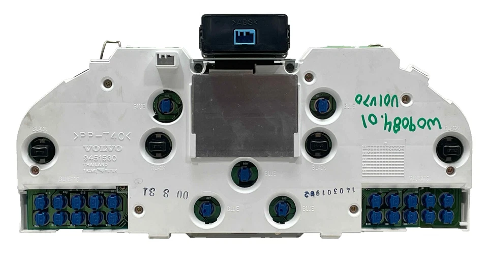 Volvo C70 2001 cupé OEM velocímetro cuadro de instrumentos 74 k 9472521 02-04 Foto 2 de 4