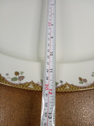 Vintage Royal Doulton 'Lynnewood' Oval Serving Platter or Plate, 30.5 x 40.5cm - Picture 7 of 8