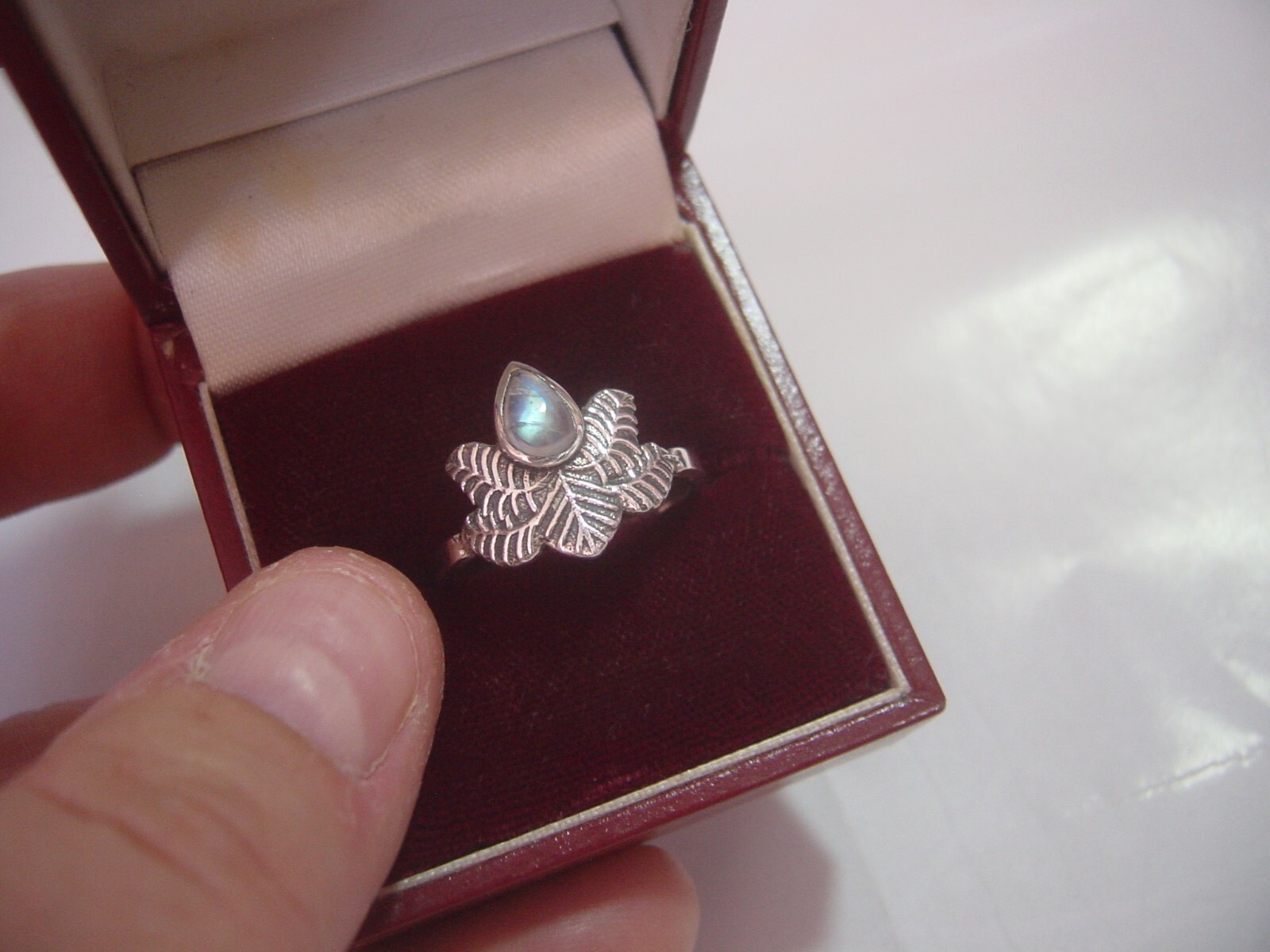 VINTAGE Solid thick Silver Ring -unusual lotus le… - image 1