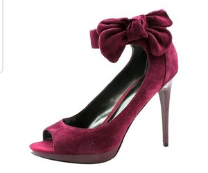 carlos santana heels macy's