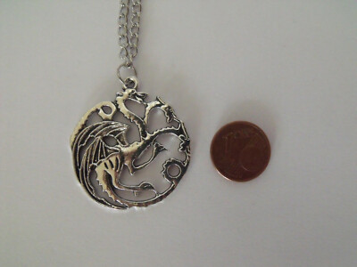 Pendentif Daenerys Targaryen - Game Of Thrones - Maison Targaryen Argenté - Neuf Avec étiquettes