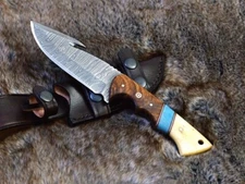 Handmade Forged Gut-Hook Fixed Blade Skinning Knife Camel Bone Wood Resin Handle
