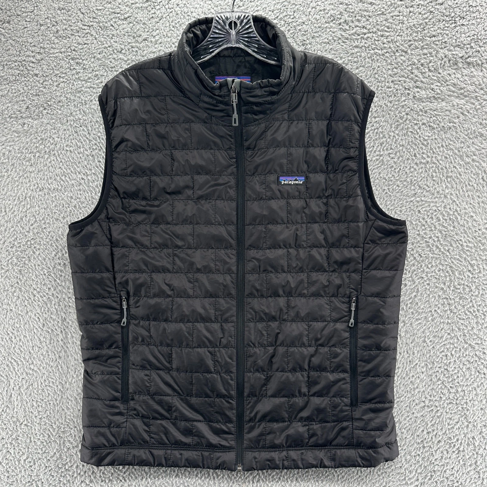 Patagonia Vest Mens Large L Black Full Zip Nano Puff Packable Insulated Vest
Opens in a new window o