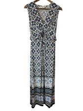 Eliza J Sleeveless V-Neck Maxi Dress with Belt Size 8