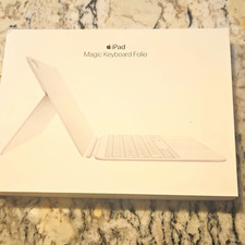 Apple iPad Magic Keyboard Folio White Keyboard Folio/Case w/ Integrated Stand