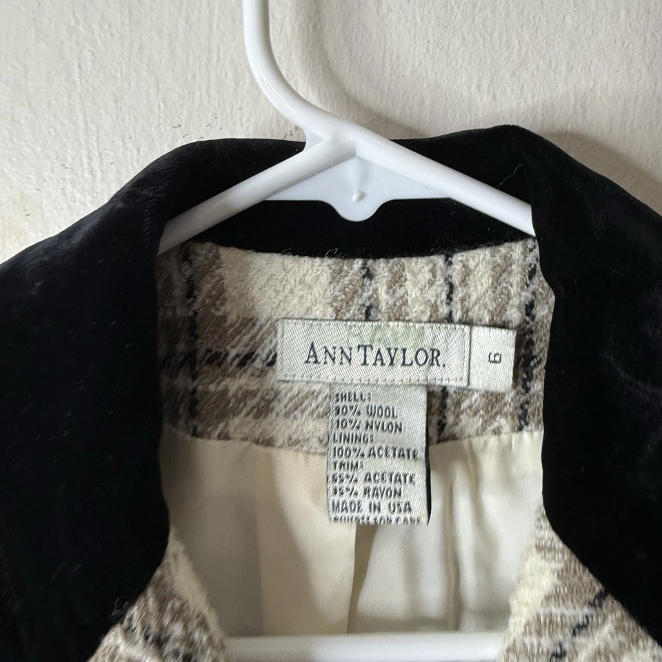 Chaqueta Blazer Ann Taylor Crema A Cuadros Lana Terciopelo Ribete Preppy Destintada Talla 6 Foto 3 de 4