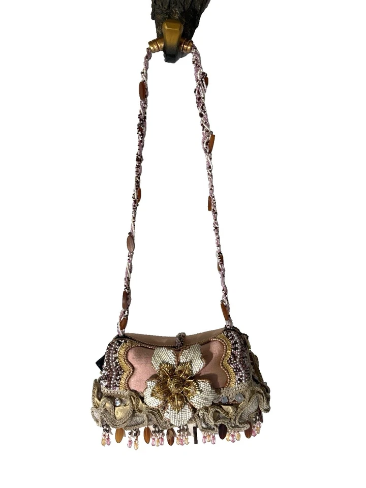 Bolso de hombro rígido vintage Mary Frances Gypsy Evening Foto 4 de 4