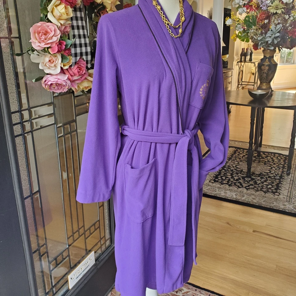 Ralph Lauren Púrpura Bata Envolvente Poliéster Dorado CORONA Monograma Bolsillo en el Pecho Foto 3 de 4