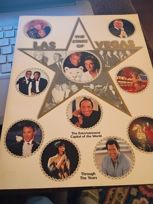 The Stars of Las Vegas Bob Macy Full Color Cocktail Table Book Many Magicians