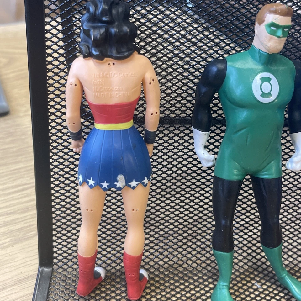 Linterna Verde Superpoderes de Goma Mujer Maravilla Superman Superman de Colección DC Comics Foto 4 de 4