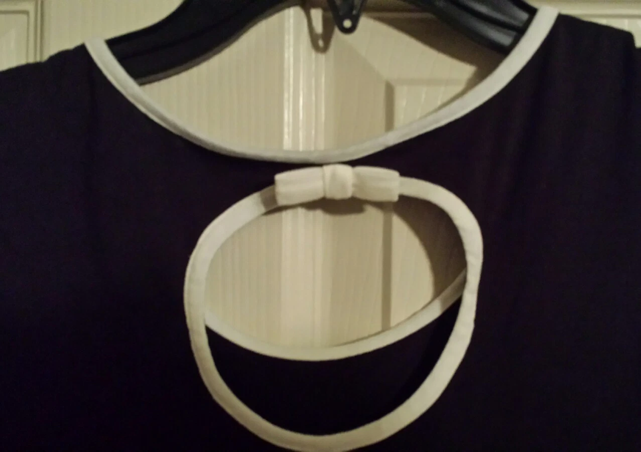 Nuovo! Kate Spade New York maglia con volant nera grande