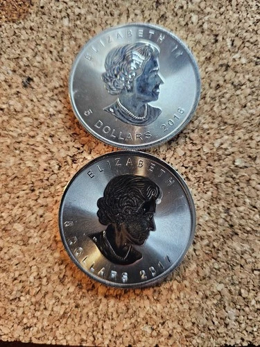 Silver Maple Leaf 2016 & 2017 1 oz Silver Bullion Rounds Lot of 2