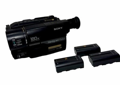 UNTESTED Sony Handycam Digital Video 8 Camcorder CCDTRV16 CCD-TRV16 3 Batteries