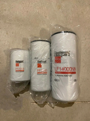 New Cummins Fleetguard ISX Oil Change Kit #1 FF2200 FF2203 LF14000NN Filters