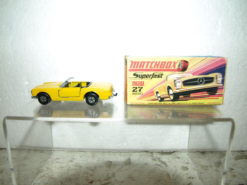 Matchbox Superfast Lesney #MB27-A Mercedes-Benz 230SL w/ type "C" Box 1970