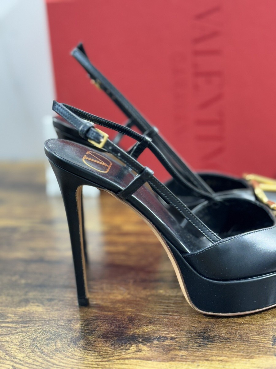 【関税込み】VALENTINO GARAVANI LEATHER DECOLLETE Valentino Garavani Hi Dolly patent leather décolleté