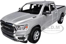 2019 RAM 1500 PICKUP SILVER 1/27 DIECAST MODEL CAR BY WELLY 24104