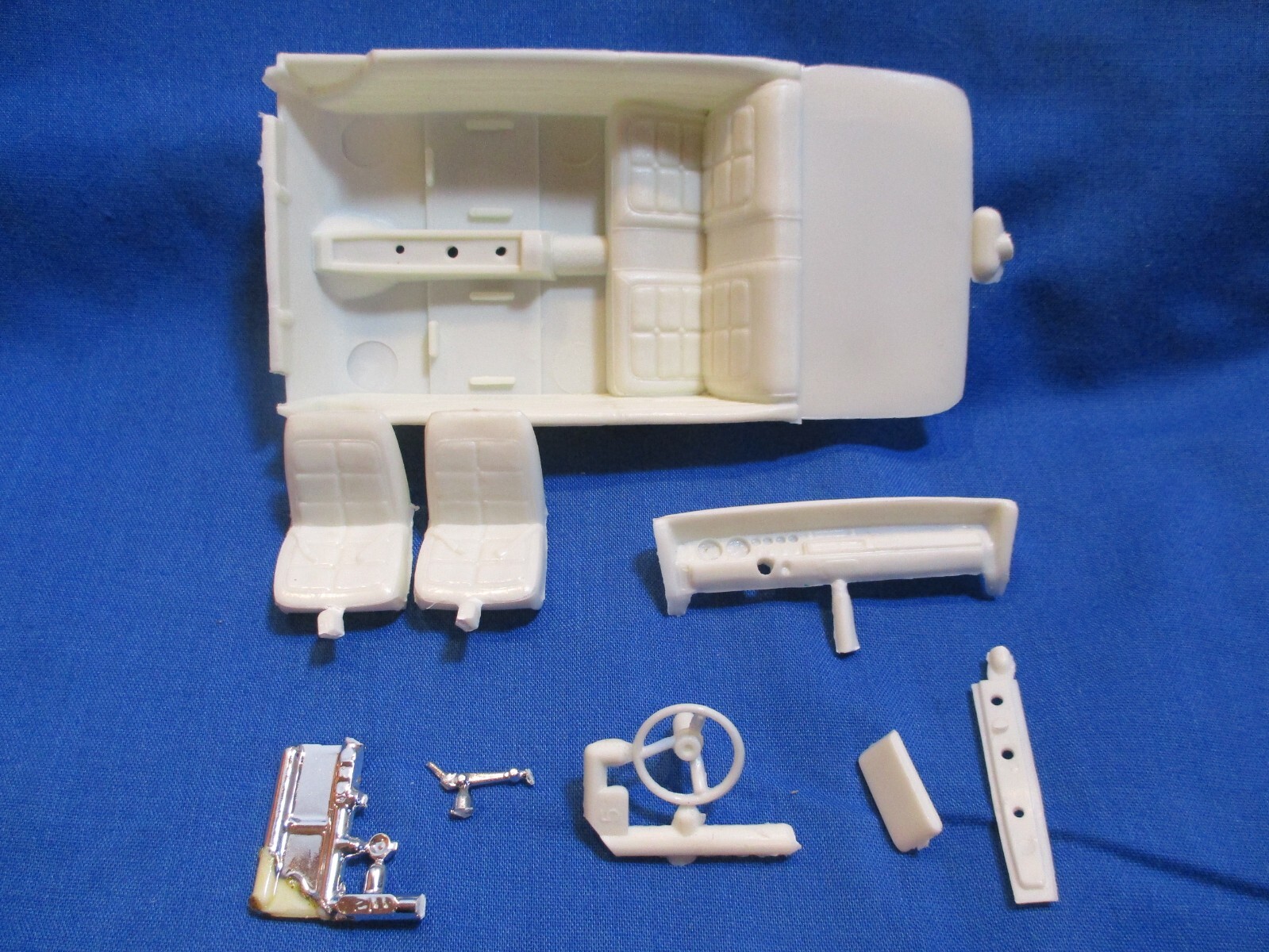 1969 Dodge Charger General Lee MPC Junkyard Interior Spare Model Parts