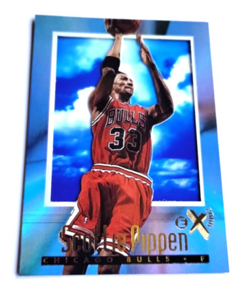SCOTTIE PIPPEN 96-97 Skybox EX2000 Basketball RARE CHICAGO BULLS #10 HOF