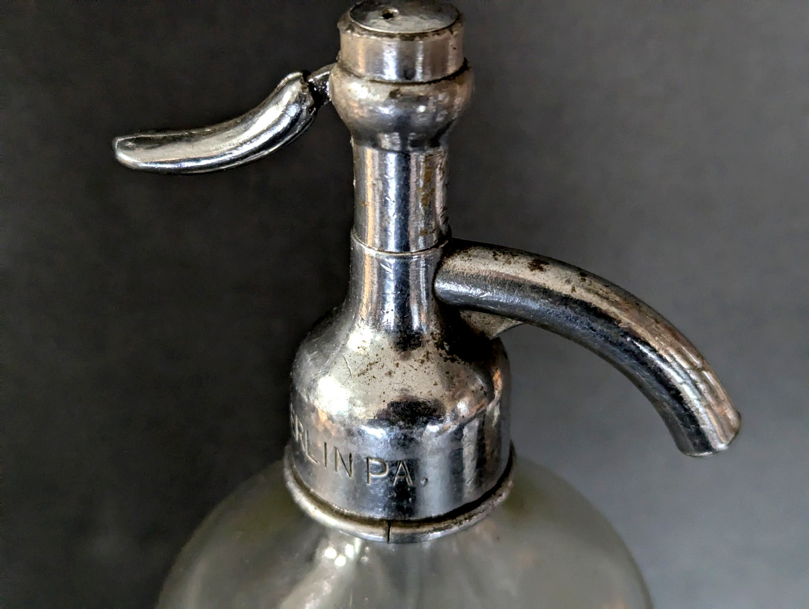 Vtg Clear Glass Seltzer Bottle w/ Removeable Lid w/ "Coca Co A. B. Berlin PA"