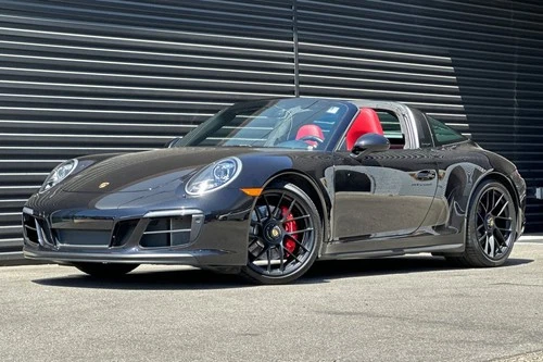 2017 Porsche 911 Targa 4 GTS Image 1 of 4
