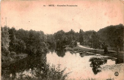METZ, Nouvelles Promenades Postcard