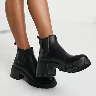 Steve Madden Howler Chelsea Boot Women 9.5 Black Leather Lug Sole Grunge Goth
