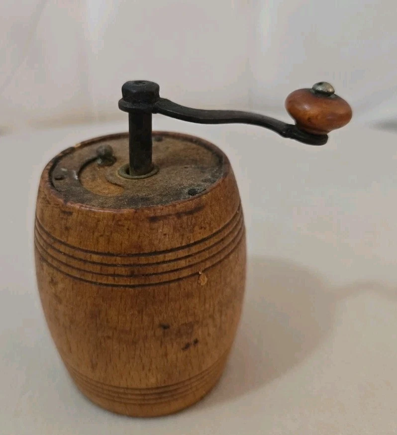 Vintage Marlux French Pepper Grinder
