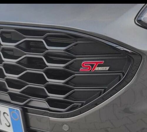Adesivo ST LINE colore ROSSO nuova FORD KUGA 2020 (MK3) di facile installazione - Foto 10 di 13