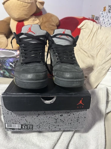 Size 11 - Air Jordan 5 Retro GORE-TEX Off-Noir W