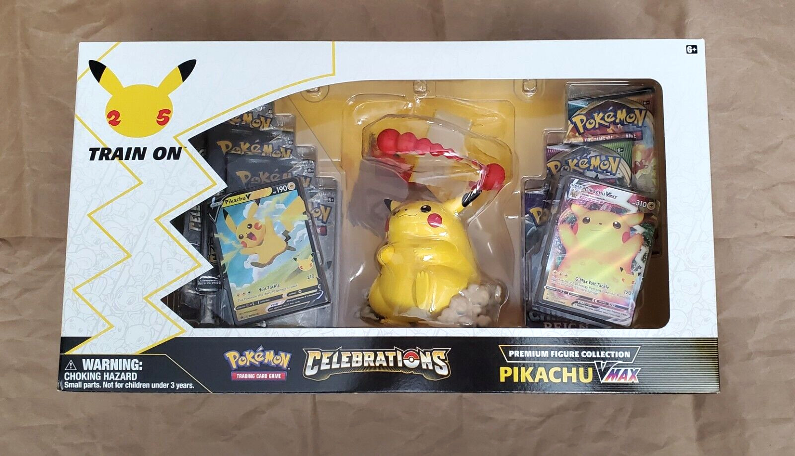 Pokemon TCG - Celebrations Pikachu VMAX - Premium Figure Collection