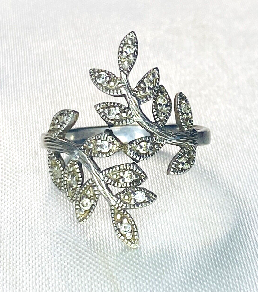 Sterling Silver 925 Enchanted Vine Leaf Ring with Cubic Zirconia