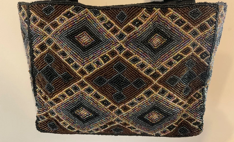 Vintage Sasha New York multi-color Geometric micro beaded shoulder handbag - Image 2 of 4