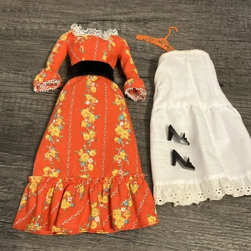 Vintage Barbie Fashion 3360 Pleasantly Peasanty COMPLETE Set 1972 - MINTY